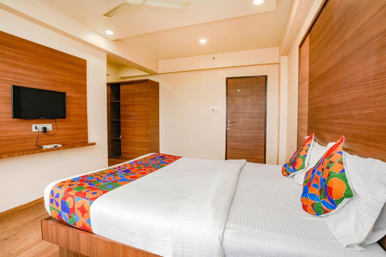 Hotel Mahadev Residency - Dapode, Bhiwandi Exteriör bild
